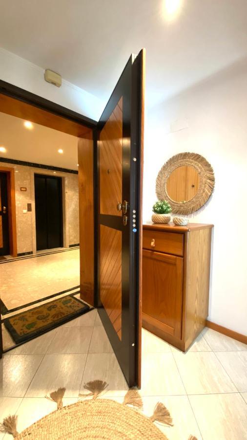 Pleno Beach-Side Apartment フラドウロ エクステリア 写真