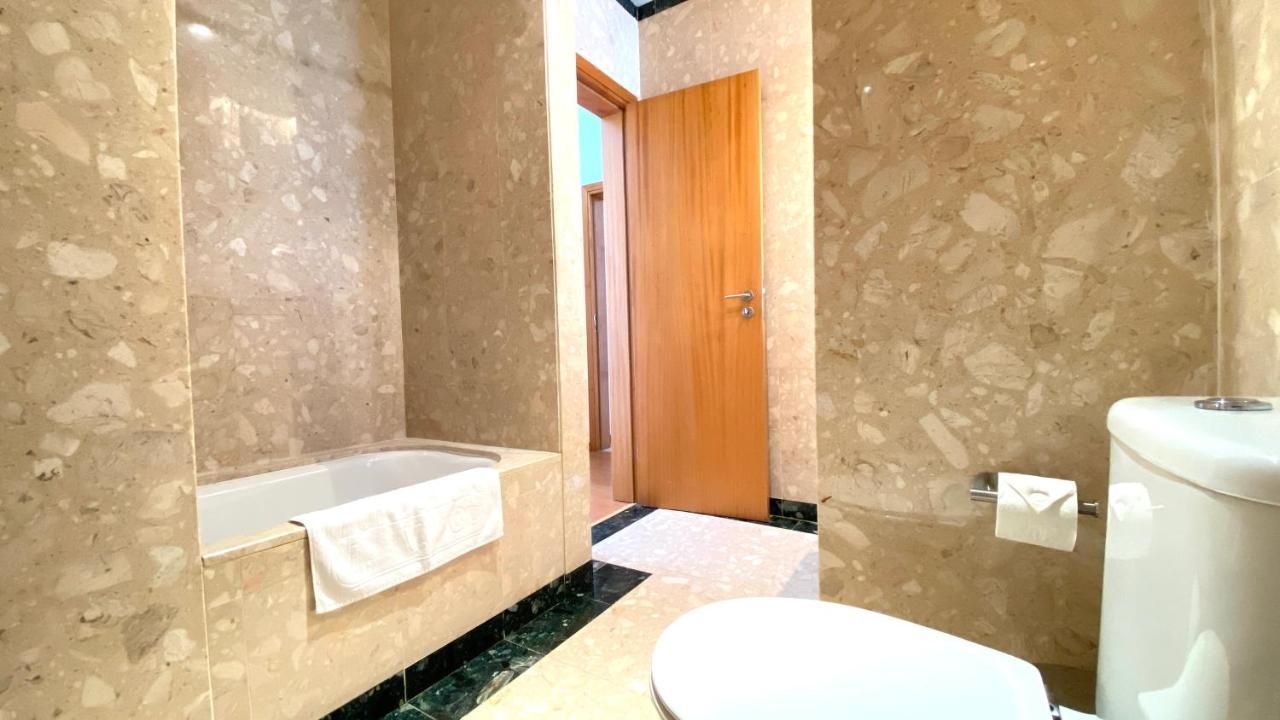 Pleno Beach-Side Apartment フラドウロ エクステリア 写真